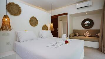 Basic Villa, 1 King Bed | 1 bedroom, iron/ironing board, bed sheets