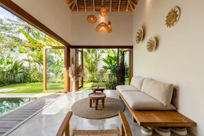 Basic Villa, 1 King Bed | Interior - Villa Lumahi Satu (Cemagi)