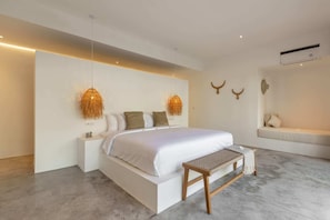 Basic Villa, 1 King Bed | 1 bedroom, in-room safe, free cribs/infant beds, bed sheets - Villa Lumahi Satu (Cemagi)