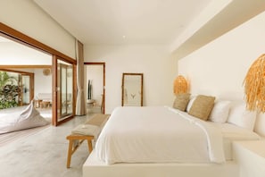 1 bedroom, cots/infant beds, bed sheets - Villa Lumahi Dua (Cemagi)