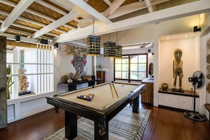 Basic Villa, Multiple Beds | Interior - Villa Sembunyi (Kerobokan)