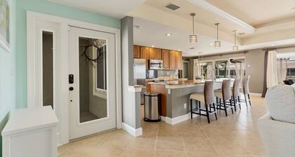 The Ultimate 5 Star Villa with Private Pool on Charlotte Harbor Area, Charlotte County Villa 5479