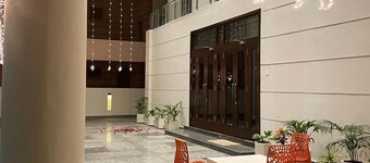 Lavish 6 bedroom house in the heart of the city