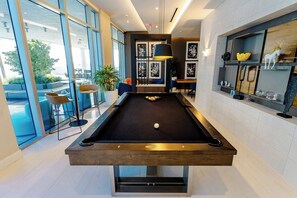 Spielezimmer