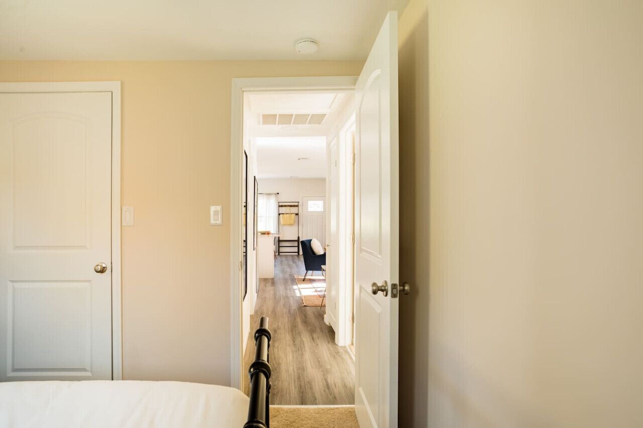 2 bedrooms, desk, travel crib, WiFi