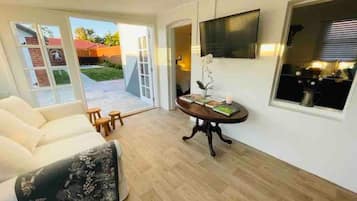 TV connectée, cheminée, Netflix, services de streaming