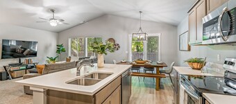 Cheerful  NEW Executive Home with office-Meridian