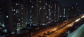 Entire 3 bedroom apartment with WiFI, air condition, attached multiple balconies