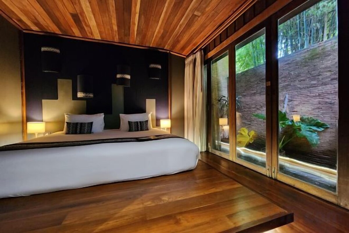 Lakens van Egyptisch katoen, luxe beddengoed, een minibar