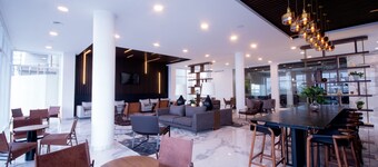 Real View Towers W605 by Casago