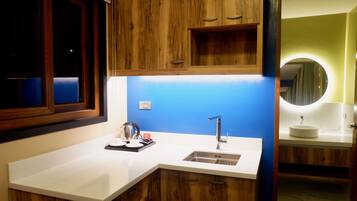 1 bedroom, WiFi (free), bed sheets