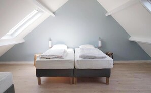 5 habitaciones, cuna de viaje, wifi y ropa de cama