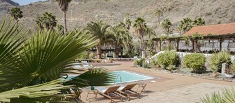 Pet-Friendly 'Finca Rural Los Tanquillos' with Mountain View, Pool, Wi-Fi, A/C, Terrace & Garden