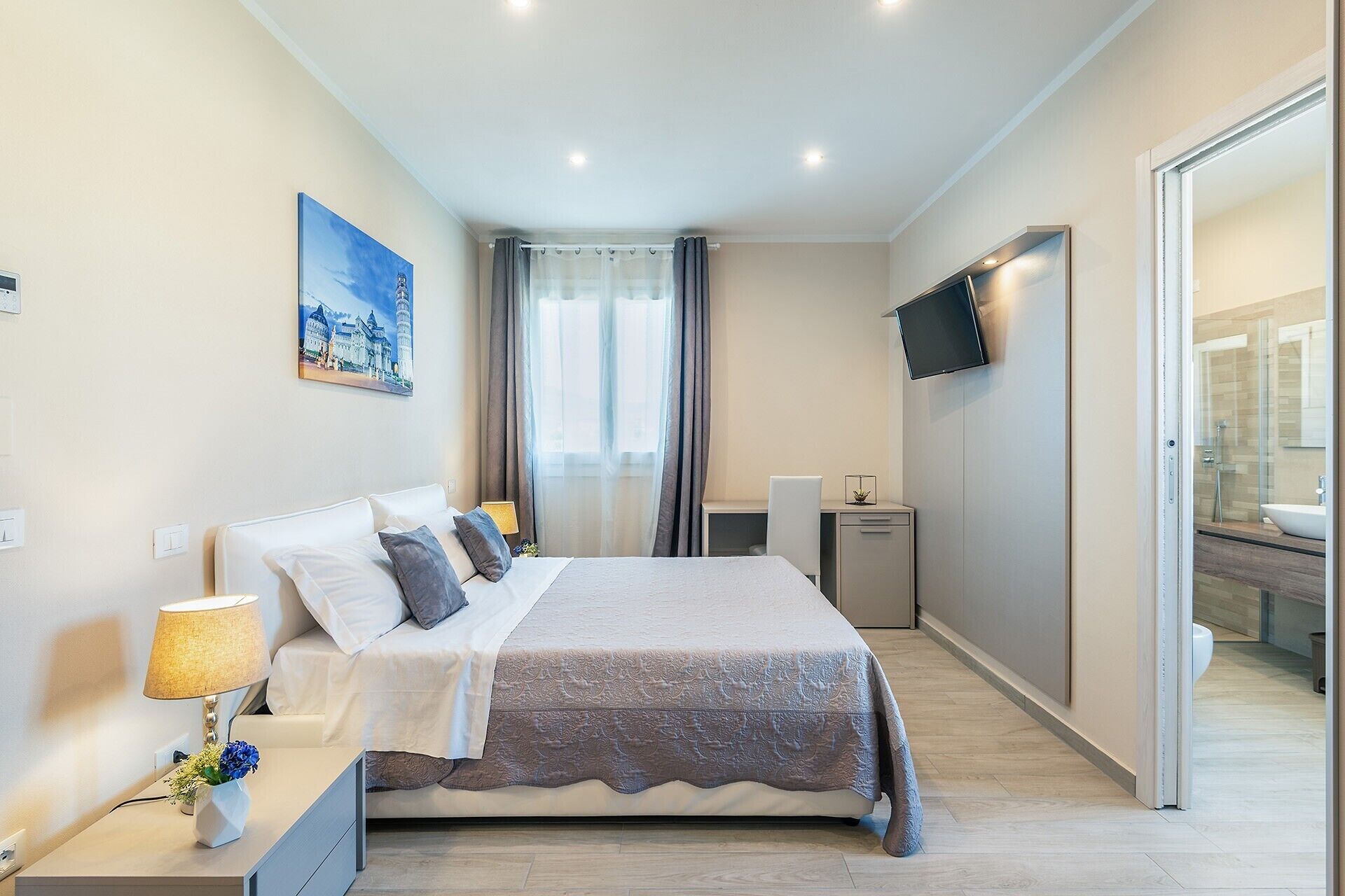 5 Schlafzimmer, Bügeleisen/Bügelbrett, kostenloses WLAN, Bettwäsche