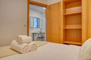 1 quarto, ferros/tábuas de passar roupa, Wi-Fi de cortesia