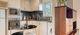 Casa Familia Pestana II, a Home in Madeira