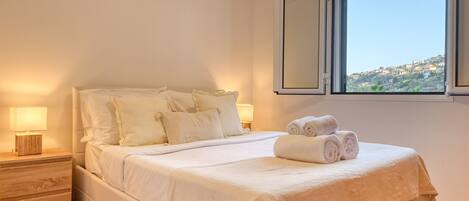 1 chambre, fer et planche à repasser, Wi-Fi gratuit, draps fournis