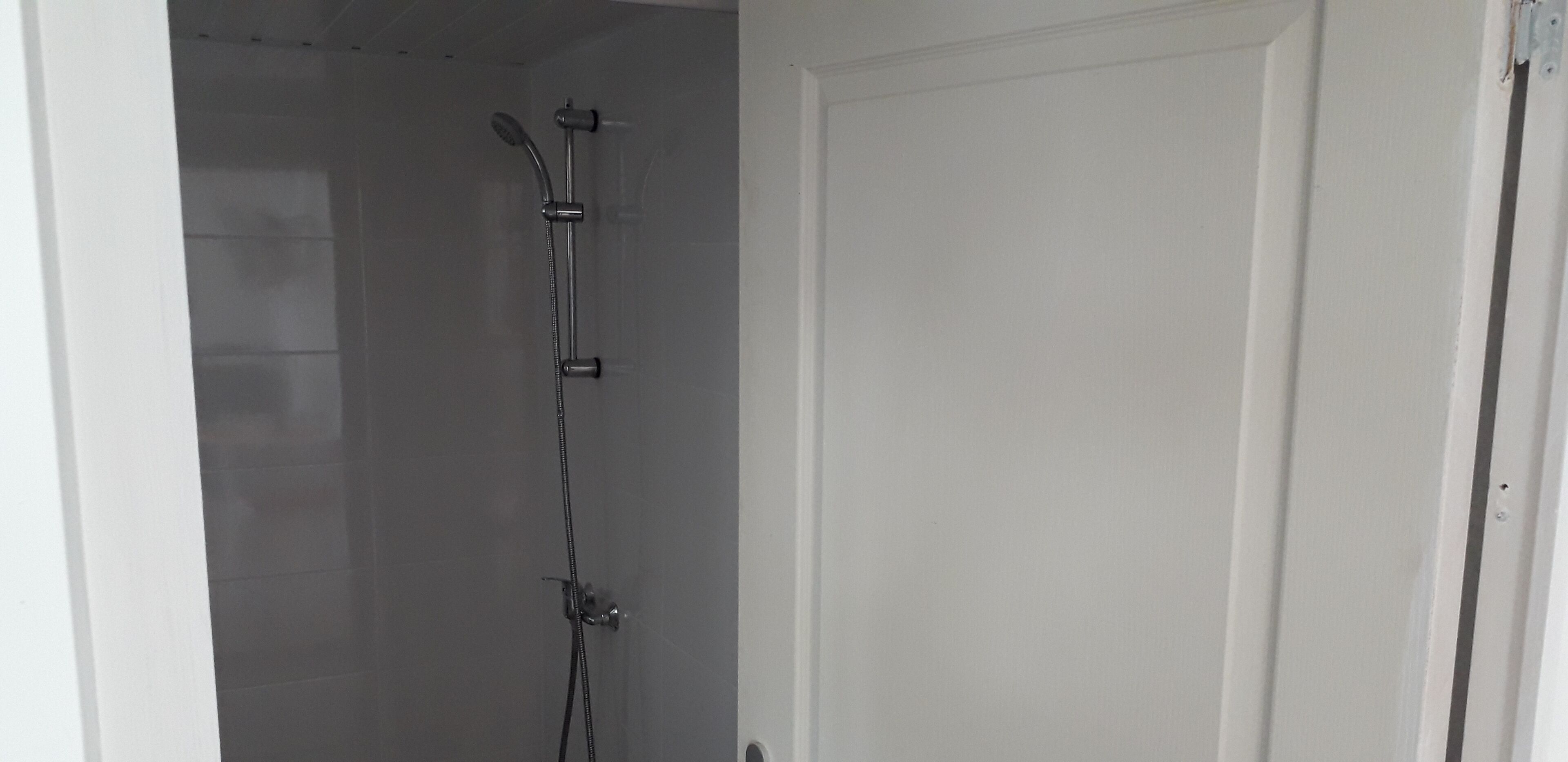 Bruser, håndklæder, Toiletpapir