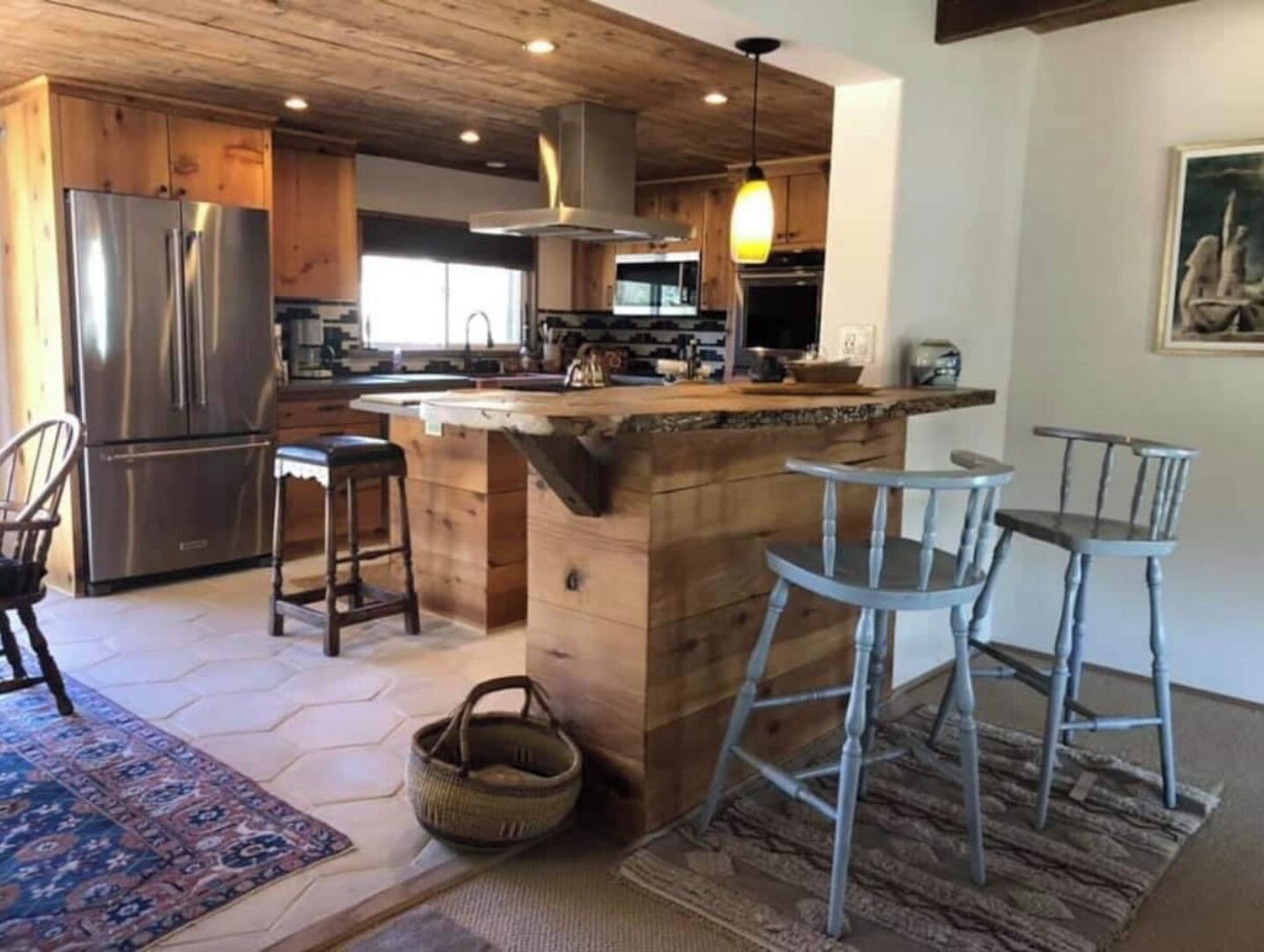 ثلاجة، ميكروويف، فرن، موقد طهي مسطح