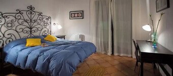 Iron House - La Mina Rural