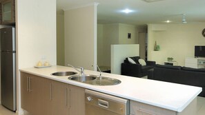 Interior - 2 Starfish Crescent Bargara (BARGARA)