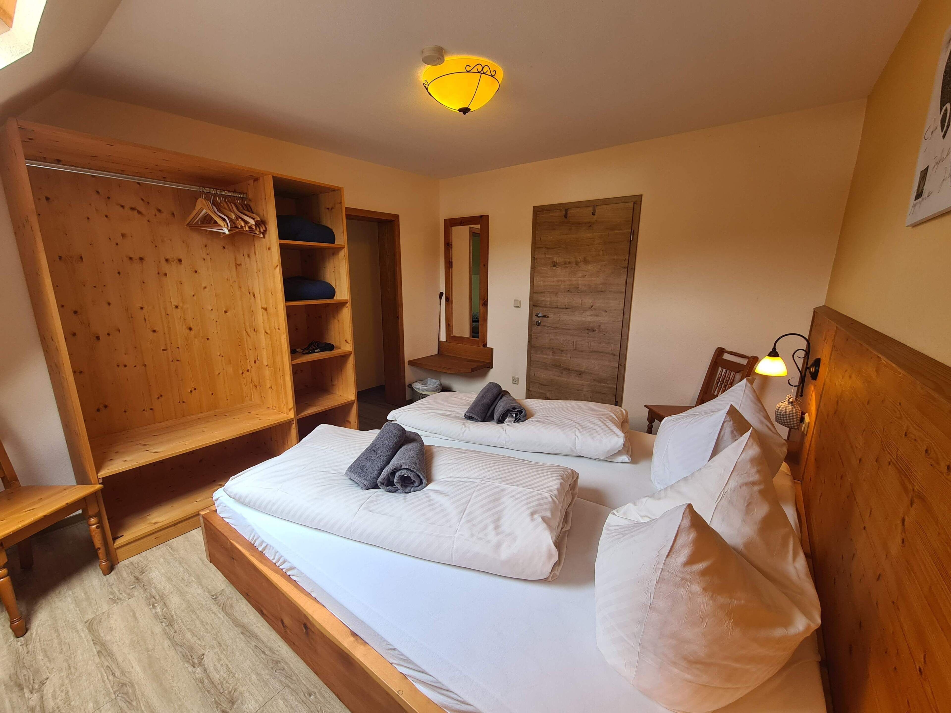 Comfort tweepersoonskamer | Gratis wifi, beddengoed