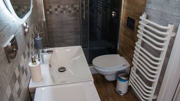 Exclusive Apartment | Bathroom