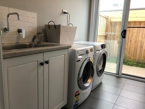 Interior - Large house to let for 6 months from Feb 2022 (Mount Duneed)