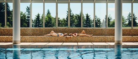Piscine couverte