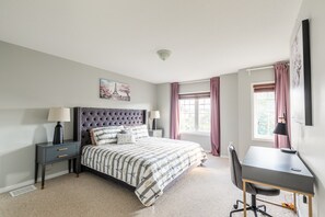 Residenza familiare, 3 camere da letto, idromassaggio | 3 camere, con stile personalizzato, con arredamento individuale