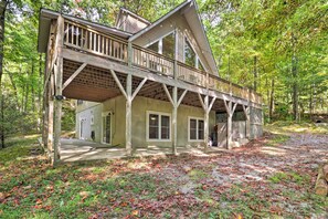 Exterior - 2 Mi to Sapphire Resort: Home w/ Hot Tub & Games! (Sapphire)
