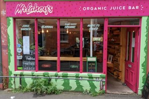 منزل بتجهيزات أساسية - عدة أسرّة | المنشأة من الخارج