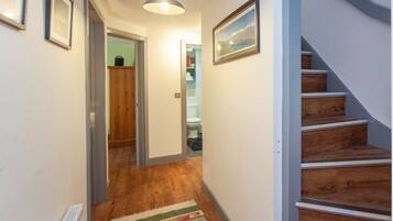 Basic House, Multiple Beds | Interior