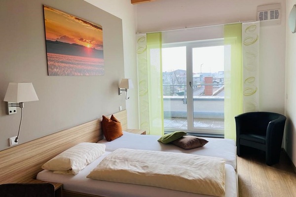 Comfort Double Room | Free WiFi, bed sheets