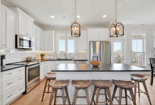 Fridge, microwave, oven, stovetop - 5BR/3.5BA - 3rd Row, Walk to Beach & Shops, Sleeps 17 (Oak Island)