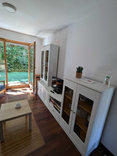 Beautiful apartment in Comillas, private garden, 10m from the Capricho de Gaudi 