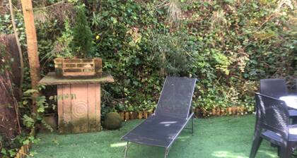 Beautiful apartment in Comillas, private garden, 10m from the Capricho de Gaudi