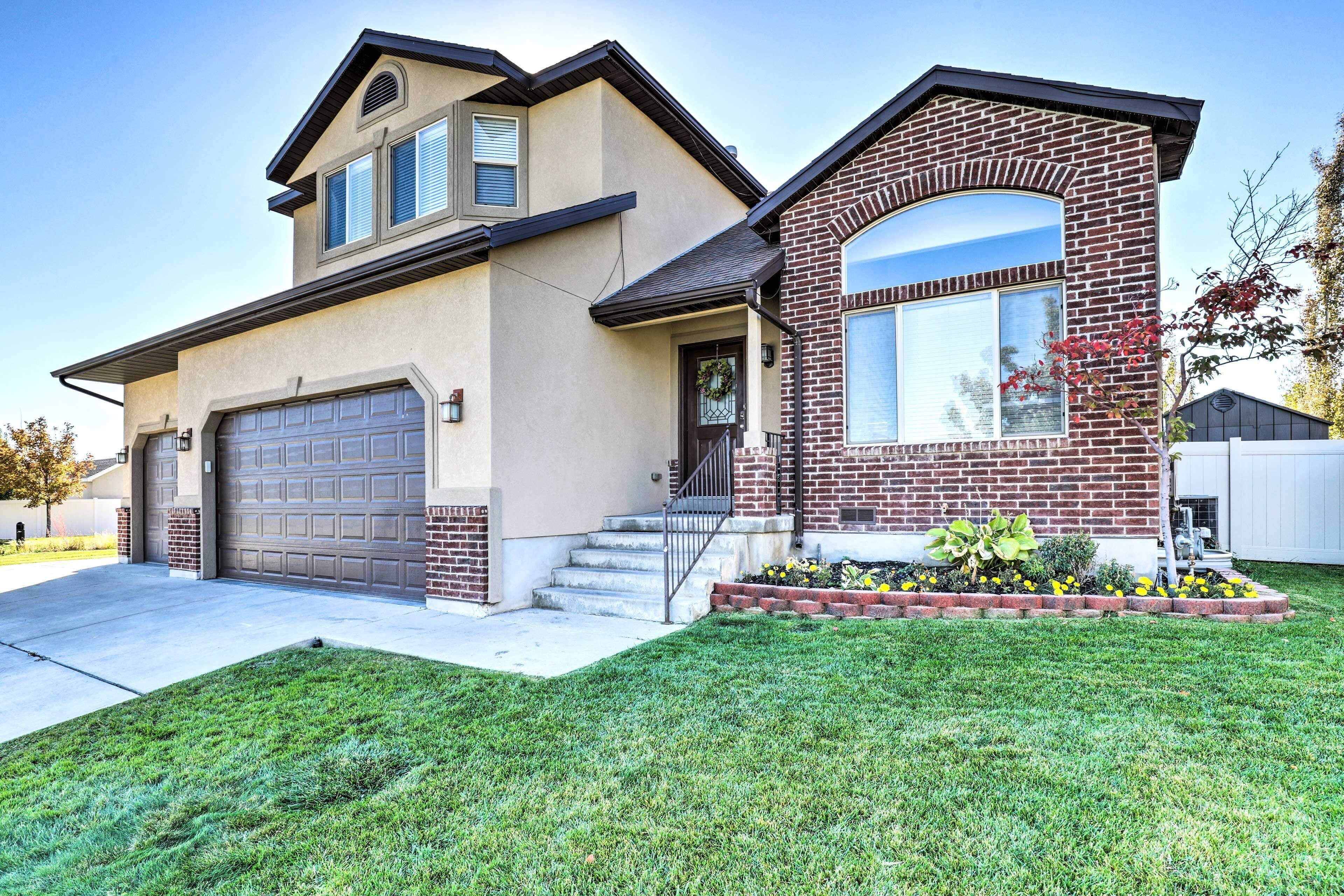 Family-Friendly Home w/ Theater, 24 Mi to SLC
