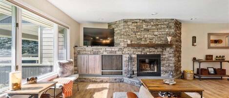 TV, fireplace, Netflix, streaming services