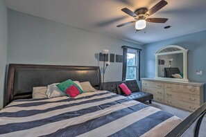 3 habitaciones, tabla de planchar con plancha, internet y ropa de cama 
