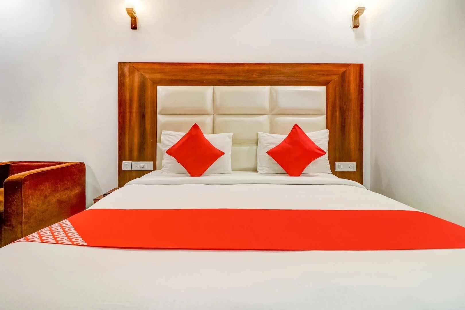 Standard Room | Egyptian cotton sheets, premium bedding, memory foam beds, desk