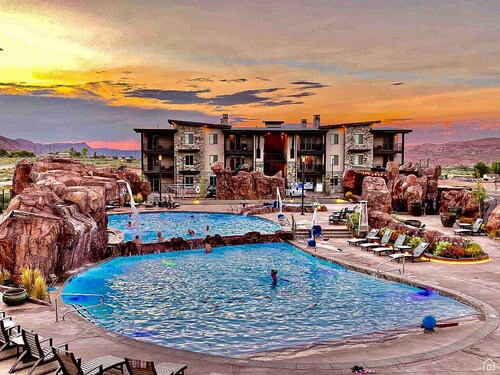 Beautiful Brand NEW Luxury Condo @ Sage Creek