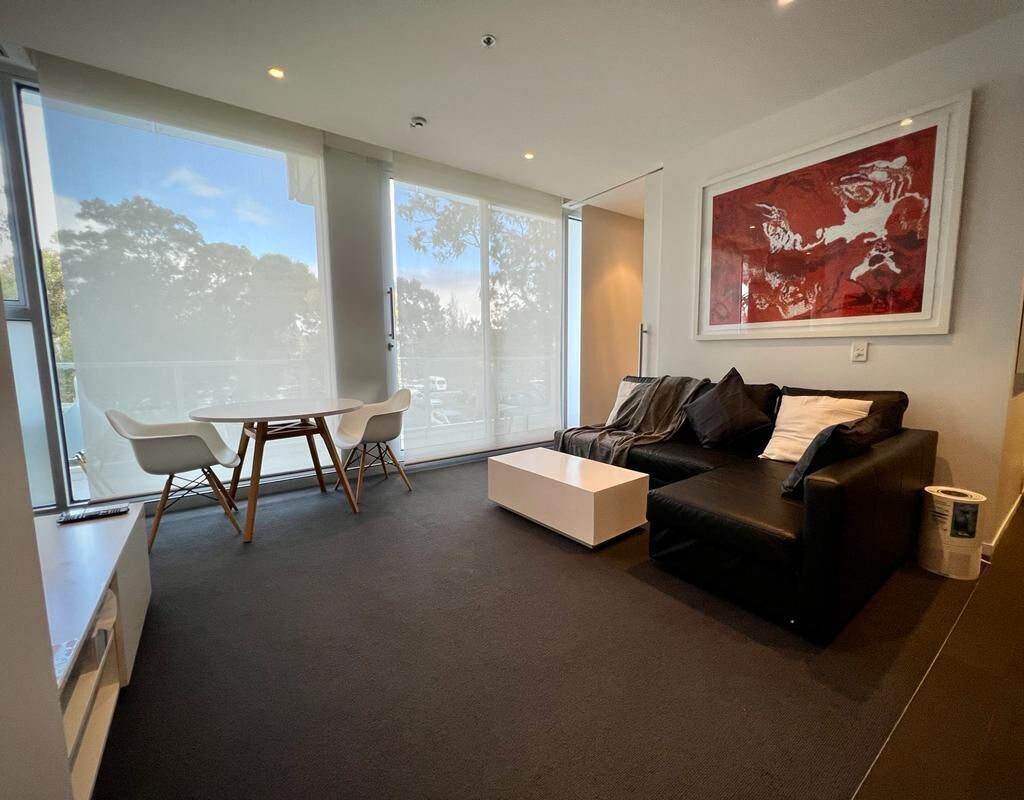 Luxury 2 Bedroom Suite near Adelaide — image 9