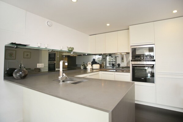 Fridge, microwave, oven, stovetop - Modern Edwardian, by Veeve (London)