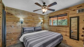 2 bedrooms, iron/ironing board, travel crib, free WiFi