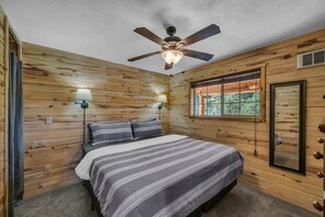 2 bedrooms, iron/ironing board, travel crib, free WiFi