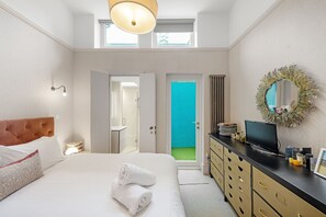 3 室のベッドルーム、WiFi、ベッドシーツ