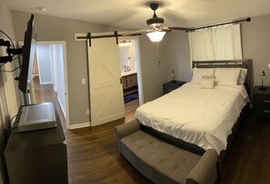 2 chambres, bureau, fer et planche à repasser, Wi-Fi gratuit