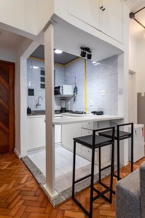 Apartment | 1 bedroom, free internet - 5 Minutes From Copacabana Beach Nsc808 (Rio de Janeiro)