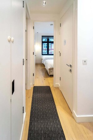 Interior - Modern duplex in Ealing Common (London)